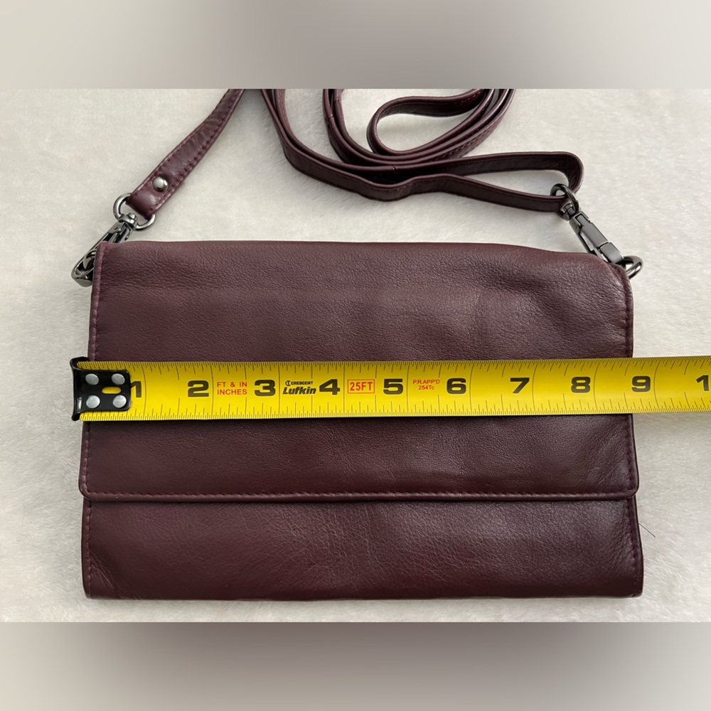 Karla Hanson Burgundy Leather Crossbody Adjustable Strap Travel Crossbody Bag - Picture 5 of 11